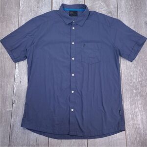 peak performance button down